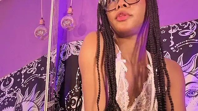 Snapshot of Gaia_Gatex chatting on January 2026 12:21:01 PM Gaia Gatex online show from January 2026 12:21:01 PM