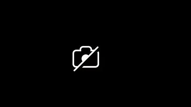 Snapshot of DjDiCKmannOnE chatting on June 2026 06:52:02 AM DjDiCKmannOnE online show from June 2026 06:52:02 AM