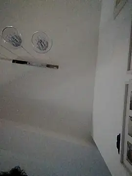 ARTANIS20 online show from October 2025 05:06:02 AM