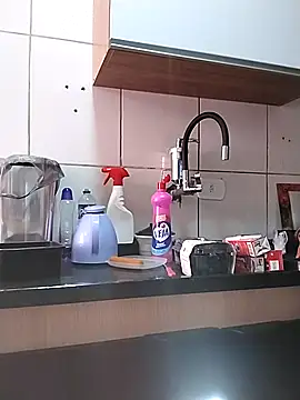 dyjaA online show from September 2025 02:38:02 PM