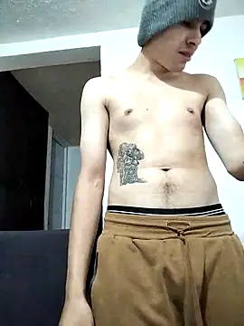 Snapshot of Loveshady981 chatting on November 2025 08:57:01 PM Loveshady981 online show from November 2025 08:57:01 PM