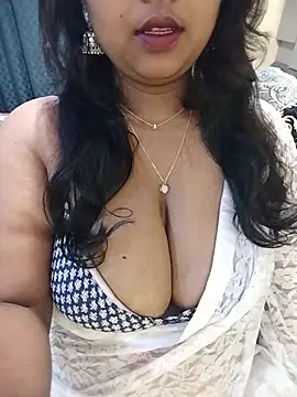 Snapshot of Cutee_Amrita chatting on July 2026 07:19:01 PM Cutee Amrita online show from July 2026 07:19:01 PM