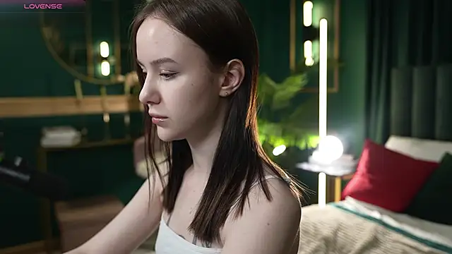 MarySparkle online show from March 2026 04:40:02 AM