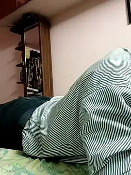 Snapshot of aarav_013 chatting on October 2025 05:48:02 PM aarav 013 online show from October 2025 05:48:02 PM