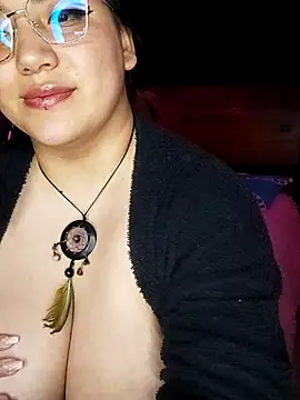 Snapshot of kittenFreyja_ chatting on October 2025 10:31:01 PM kittenFreyja  online show from October 2025 10:31:01 PM