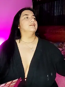 Snapshot of kittenFreyja_ chatting on October 2025 09:59:01 PM kittenFreyja  online show from October 2025 09:59:01 PM