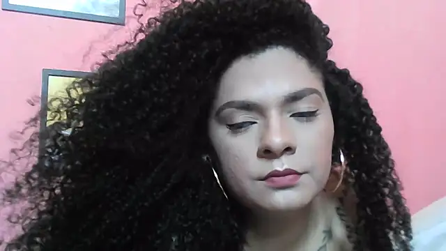 Cachinhospreto online show from December 2025 06:15:01 PM