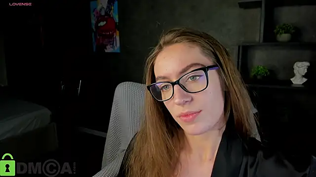 Agnes Wells online show from October 2025 09:28:01 AM