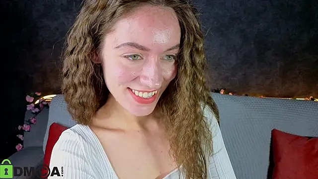 Agnes Wells online show from November 2025 09:30:01 AM