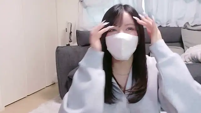 moemilk online show from April 2026 12:22:02 AM