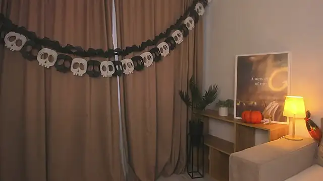 Snapshot of Elina_Star chatting on October 2025 02:09:01 PM Elina Star online show from October 2025 02:09:01 PM