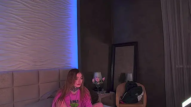 AriWild online show from March 2026 04:35:01 AM