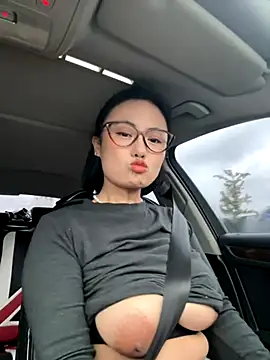 wen521 online show from October 2025 12:09:01 AM