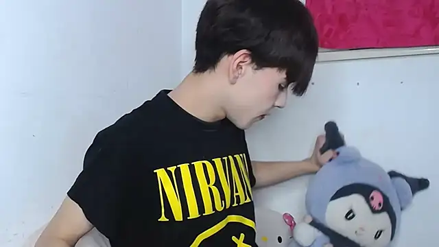 lucky stricke online show from November 2025 03:39:01 AM