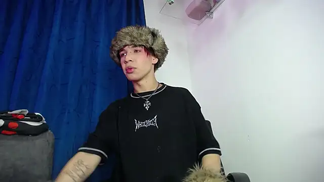 Snapshot of lucky_stricke chatting on February 2026 04:44:01 AM lucky stricke online show from February 2026 04:44:01 AM