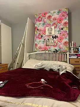 Snapshot of Sassylady chatting on December 2025 09:30:01 PM Sassylady online show from December 2025 09:30:01 PM