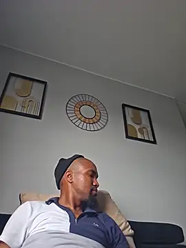 Snapshot of mojaymort chatting on September 2025 01:22:02 PM mojaymort online show from September 2025 01:22:02 PM