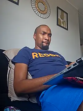 Snapshot of mojaymort chatting on September 2025 01:00:02 PM mojaymort online show from September 2025 01:00:02 PM