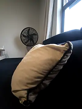 mojaymort online show from April 2026 01:10:02 PM