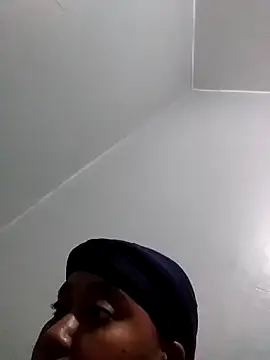 AcetousAbb online show from October 2025 01:31:01 AM