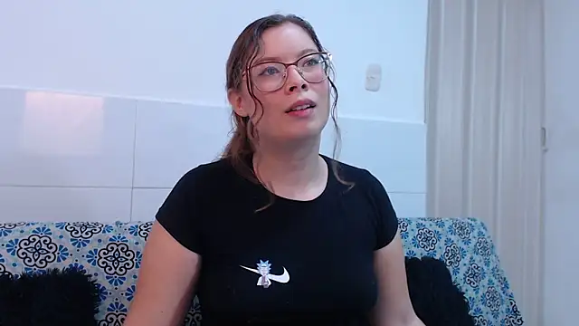 Snapshot of zoewhite2 chatting on September 2025 09:48:01 PM zoewhite2 online show from September 2025 09:48:01 PM