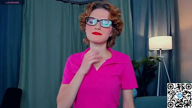 Snapshot of EdlinGathright chatting on November 2025 03:38:02 AM EdlinGathright online show from November 2025 03:38:02 AM