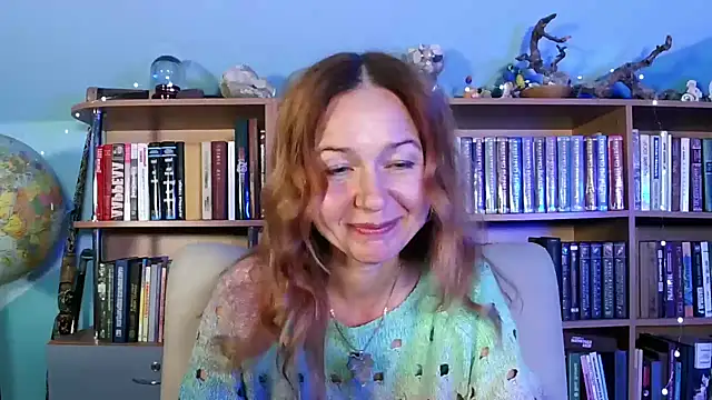 Snapshot of Foxilady357 chatting on October 2025 02:06:02 PM Foxilady357 online show from October 2025 02:06:02 PM