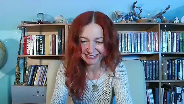 Foxilady357 online show from April 2026 01:59:02 PM