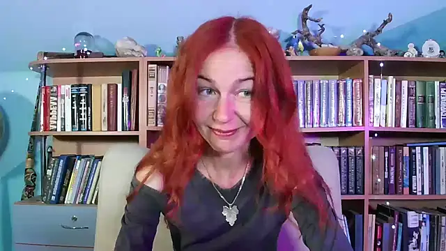 Foxilady357 online show from May 2026 01:49:02 PM
