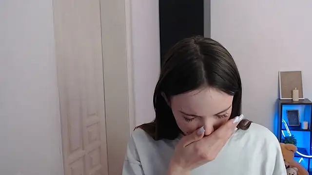 Snapshot of Ariella_ari chatting on November 2025 01:59:02 PM Ariella ari online show from November 2025 01:59:02 PM