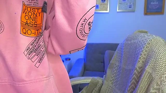 yulian vasquez online show from December 2025 12:25:02 PM