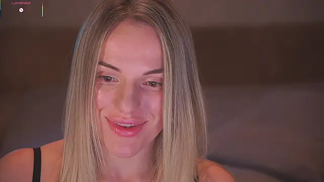 Vanille Mystery online show from April 2026 01:32:01 AM