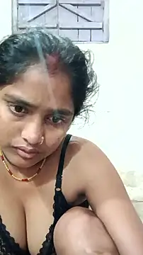 Guriya0076 online show from March 2026 11:49:02 PM