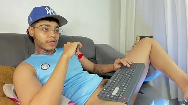 santi xximo online show from November 2025 03:07:01 AM