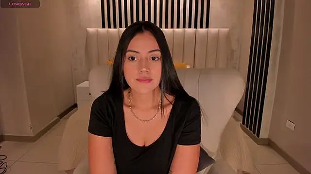 Snapshot of AmbarJames_ chatting on May 2026 11:48:02 AM AmbarJames online show from May 2026 11:48:02 AM