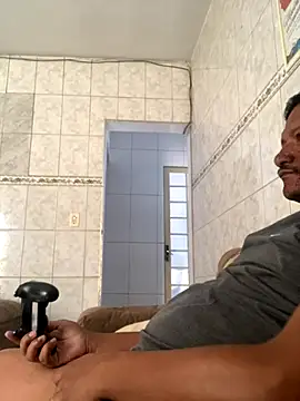 Snapshot of PIROCAGG21 chatting on November 2025 12:31:02 PM PIROCAGG21 online show from November 2025 12:31:02 PM