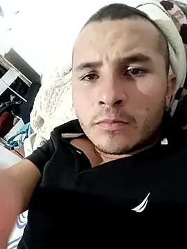 santiii   12 online show from December 2025 11:56:02 PM