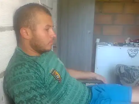 santiii   12 online show from December 2025 04:56:01 PM