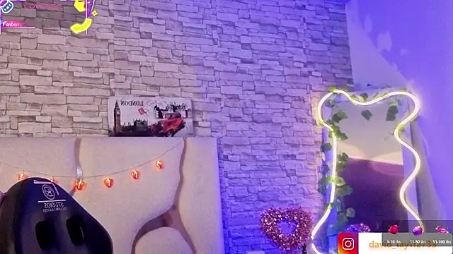 boyfox tay online show from February 2026 07:28:01 PM