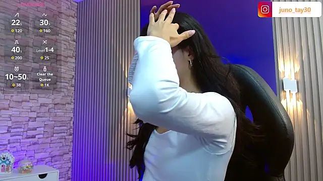 juno tay online show from November 2025 11:44:01 AM