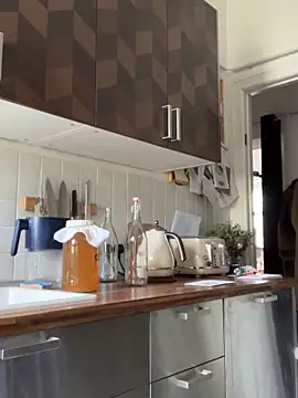 Snapshot of SexyLeon8 chatting on December 2024 10:51:02 AM SexyLeon8 online show from December 2024 10:51:02 AM