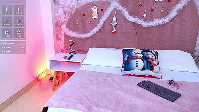 Becca Grims online show from November 2025 03:54:01 AM