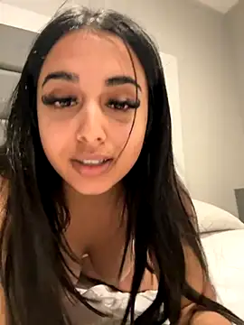 LilMisIndianx online show from October 2025 06:58:02 AM