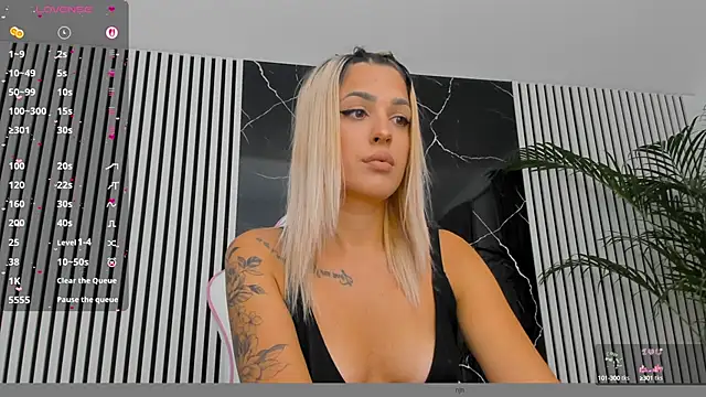 Snapshot of daisyblushh chatting on September 2025 07:08:02 PM daisyblushh online show from September 2025 07:08:02 PM