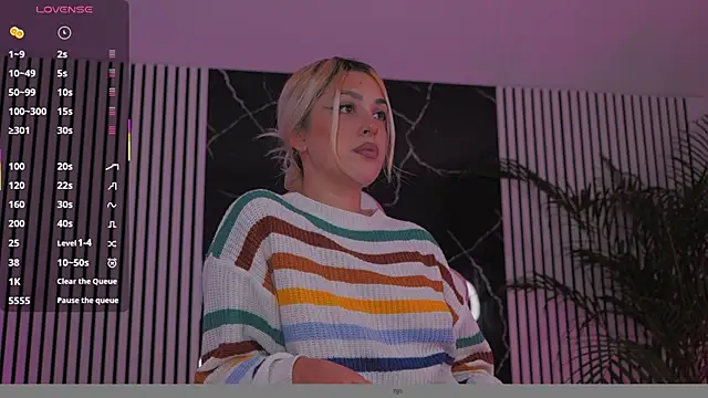 Snapshot of daisyblushh chatting on December 2025 05:08:02 PM daisyblushh online show from December 2025 05:08:02 PM