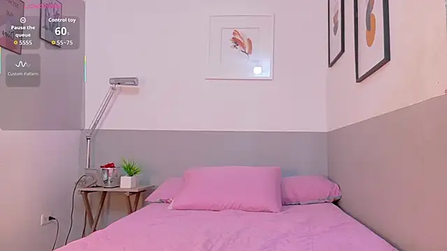 Snapshot of drooling4daddy chatting on November 2025 12:42:01 PM drooling4daddy online show from November 2025 12:42:01 PM