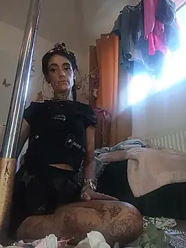 Snapshot of Tannedtattooed69 chatting on July 2026 06:43:02 PM Tannedtattooed69 online show from July 2026 06:43:02 PM
