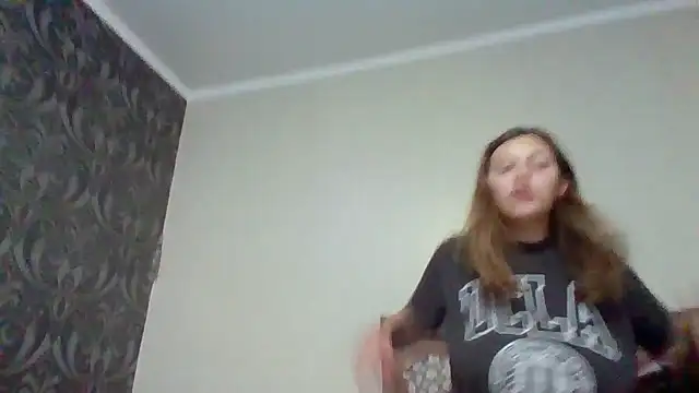 Snapshot of Baby_Mon chatting on October 2025 04:44:02 AM Baby Mon online show from October 2025 04:44:02 AM