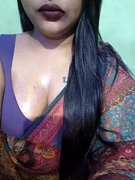 Snapshot of JIYA-04 chatting on November 2025 02:57:02 PM JIYA-04 online show from November 2025 02:57:02 PM