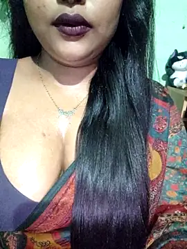 Snapshot of JIYA-04 chatting on April 2026 01:12:01 PM JIYA-04 online show from April 2026 01:12:01 PM